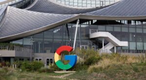 Alphabet bate la barrera de los 100.000 millones de dólares en ingresos por primera vez en su historia
