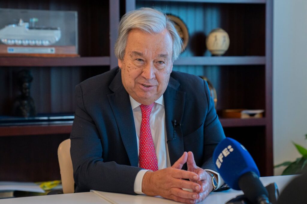 Secretario general de Naciones Unidas, António Guterres, habla durante una entrevista con EFE en la sede de la Organización de las Naciones Unidas, en Nueva York (Estados Unidos). EFE