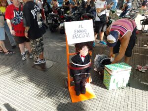 Argentina: un Milei triunfante profundiza su programa de ultraderecha : IPS Agencia de Noticias
