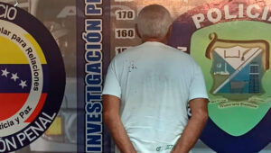 Arrestan a septuagenario por abusar de un joven con discapacidad