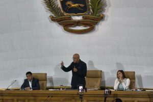 Asamblea Nacional declara non grata a primera ministra de TT