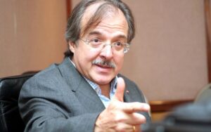 Asdrúbal Aguiar:El mito venezolano de la soberanía