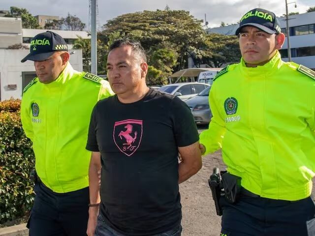 Autoridades colombianas extraditaron a EEUU al narcotraficante José Buitrago alias "Tito el borracho" - AlbertoNews