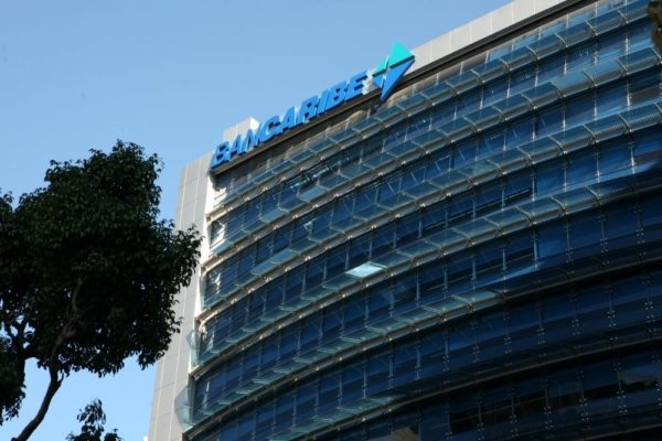 Banca y Negocios
