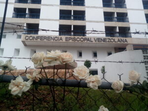 CEV manifestó apoyo con el cardenal Baltazar Porras por incidentes en viaje a Isnotú