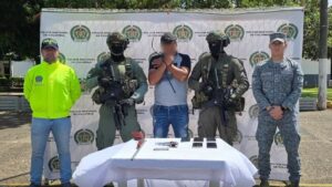 Cayó en Colombia alias «El Viejo», presunto intermediario del atentado contra Miguel Uribe Turbay