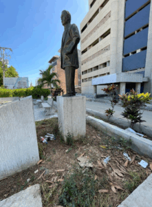 Claman por la recuperación de la Plaza San José Gregorio Hernández