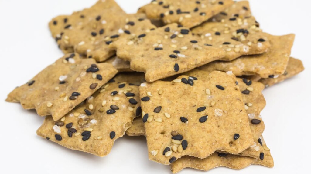 Crackers saludables de lentejas: crujientes, saladas, altas en proteína, bajas en calorías y sin gluten
