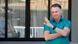 Defensa de Bolsonaro apela su condena a 27 años de cárcel – DW – 28/10/2025