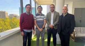 Deveco IT y Abbant se alían para crecer en los servicios de telecomunicaciones e IA