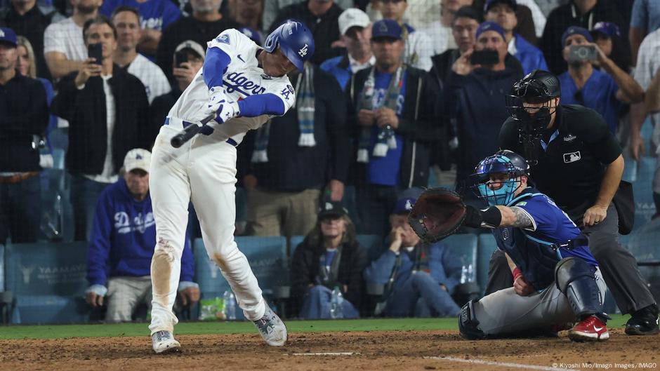 Dodgers ganan con jonrón en juego más largo de Serie Mundial – DW – 28/10/2025