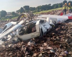 Dos militares murieron tras precipitarse a tierra helicóptero en Maracay