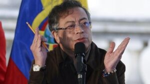 ESTADOS UNIDOS-COLOMBIA | La Administración Trump sanciona a Petro, varios de sus familiares y el ministro del Interior de Colombia | elperiodico.com