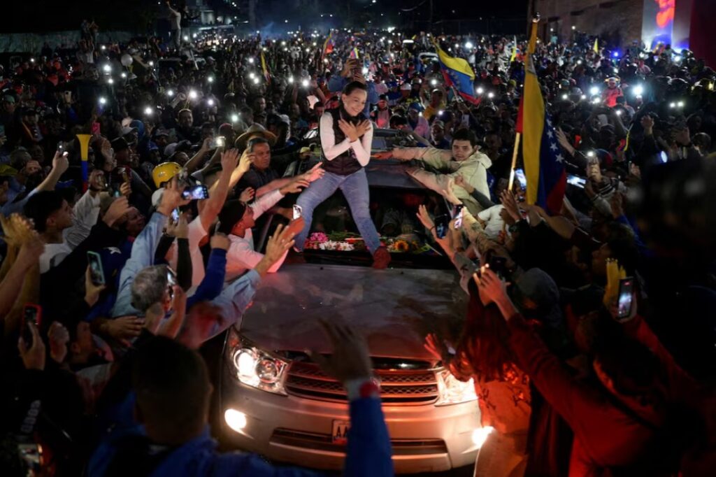 El Premio Nobel de Venezuela apuesta fuerte por Trump mientras crece la presión sobre Maduro