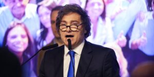 El rotundo triunfo sobre el peronismo refuerza a Milei en Argentina