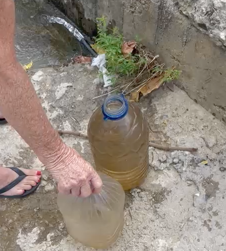 En Mare claman por agua