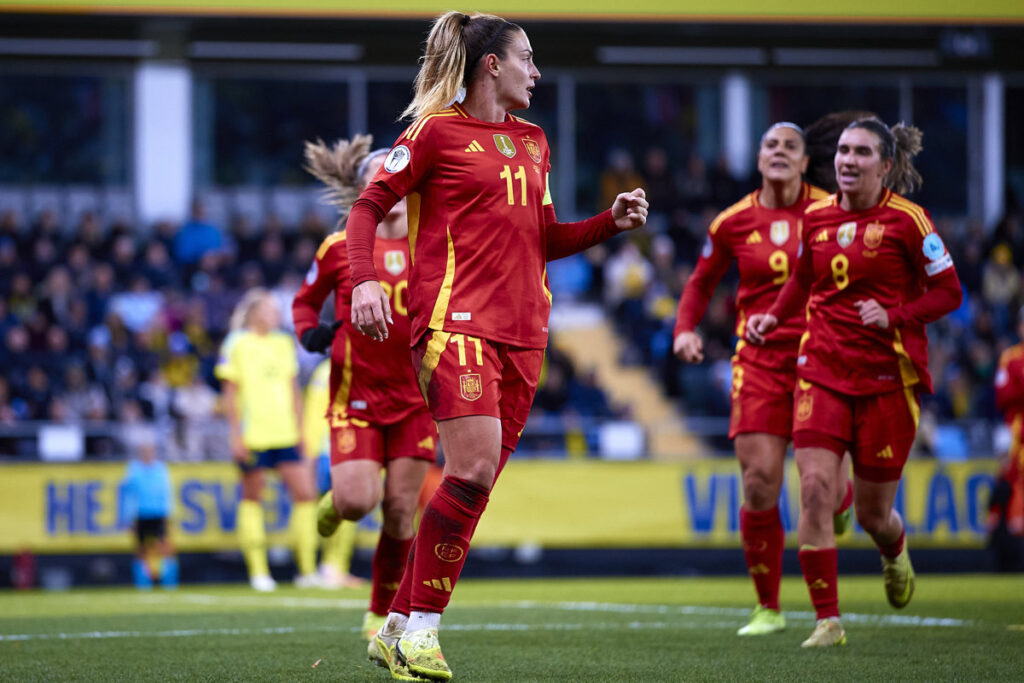 España firma sin agobios una nueva final
