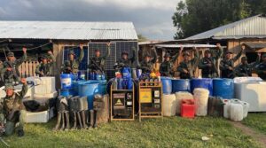 Fanb desmanteló tres campamentos del narcotráfico, dice comandante del CeoFanb
