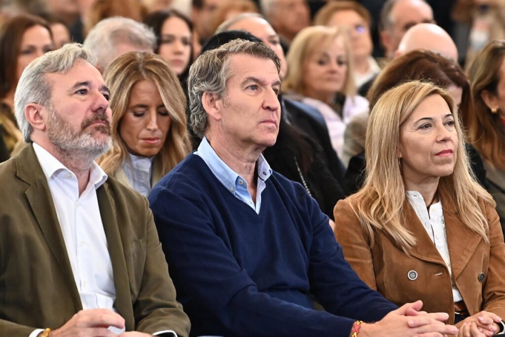 Feijóo advierte a Sánchez que mentir en la comisión del Senado supondría "sumar a su Gobierno un nuevo delito"