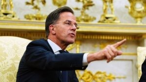 GUERRA RUSIA-UCRANIA | La OTAN sospecha que el espionaje ruso usa los restos del ‘Estonia’, un ferry hundido en 1994 con 852 personas | elperiodico.com