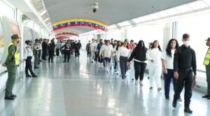 Gran Misión Vuelta a la Patria retorna a 290 migrantes de EEUU