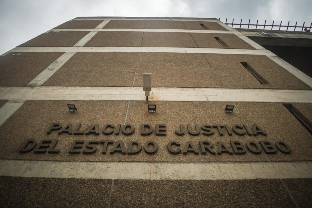 Imputada mujer por la muerte de su bebé