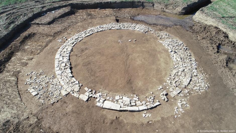 Intriga por tumba romana completamente vacía en Alemania – DW – 28/10/2025