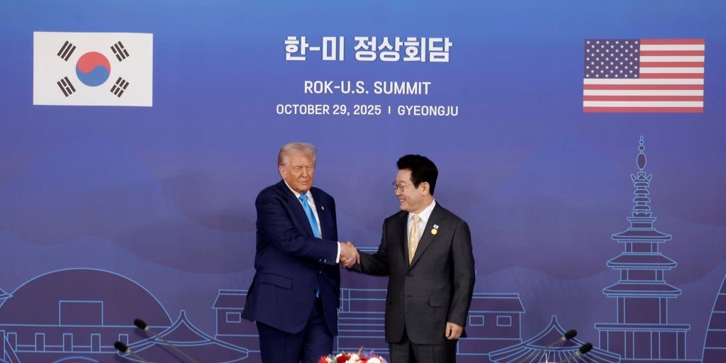 Kim saluda el desembarco de Trump en Corea con un misil