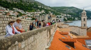 La ciudad que prefiere perder dinero antes que ser «destruida» por el turismo masivo