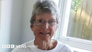 La familia de la mujer que murió tras ser abandonada por un crucero en una isla remota denuncia la «falta de cuidado» de la empresa responsable del viaje
