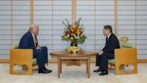 La nueva primera ministra de Japón afronta su prueba de fuego con la visita de Trump | elperiodico.com