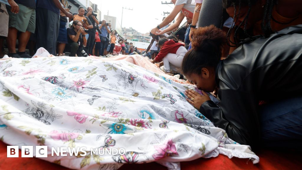 Las impactantes imágenes de las favelas de Río tras el megaoperativo policial contra Comando Vermelho que dejó más de 100 muertos