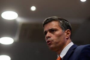 Maduro pide retirar la nacionalidad a Leopoldo López por llamado a invasión