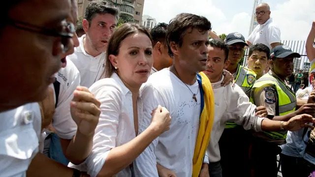 María Corina Machado mostró solidaridad con Leopoldo López tras amenaza del régimen