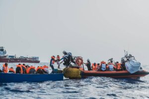 Mueren 40 migrantes en naufragio frente a Túnez : IPS Agencia de Noticias