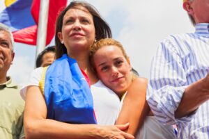 Nobel de la Paz 2025: quién es María Corina Machado, la líder venezolana galardonada con el premio | National Geographic