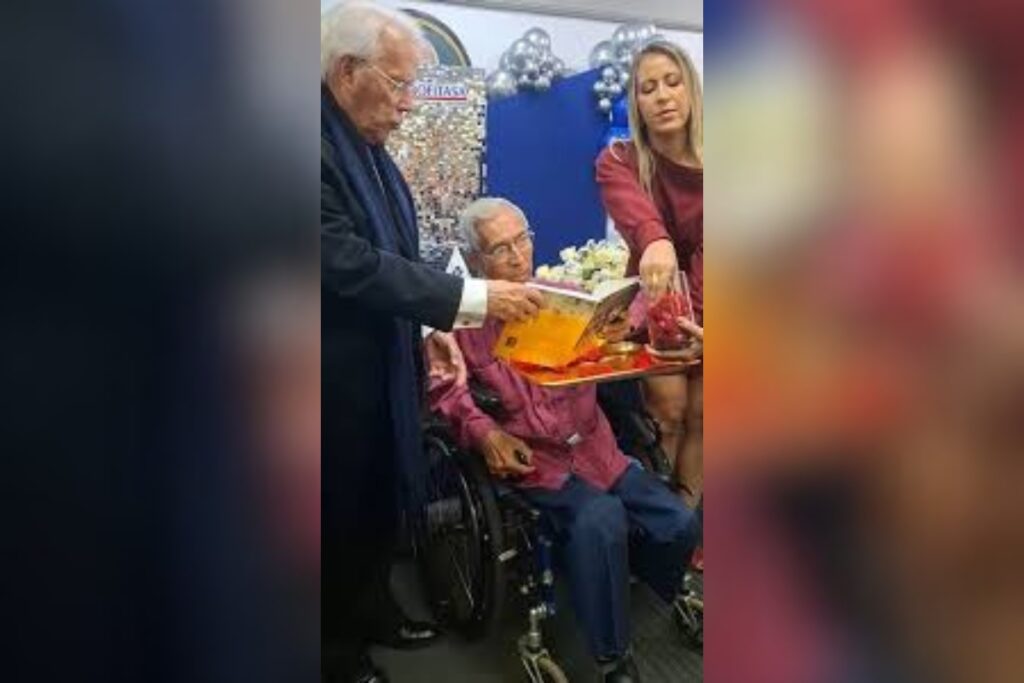 Presentan y bautizan libro de la "Historia de la palabra gocho en Venezuela
