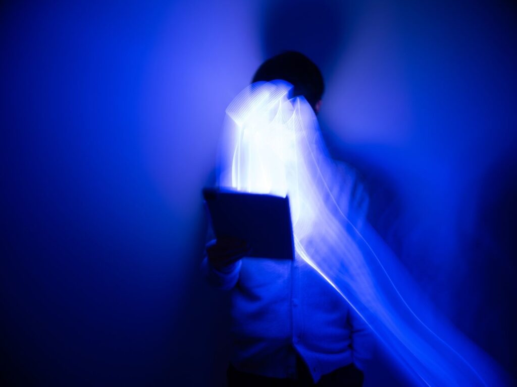 Psicosis inducida por IA: cómo una charla con un bot puede poner en riesgo tu salud mental | National Geographic