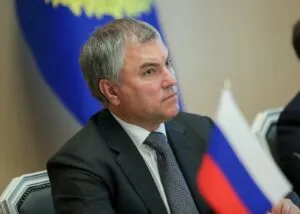 Rusia advierte a la UE que tendrá que pagar «con intereses» si confisca los activos rusos – AlbertoNews