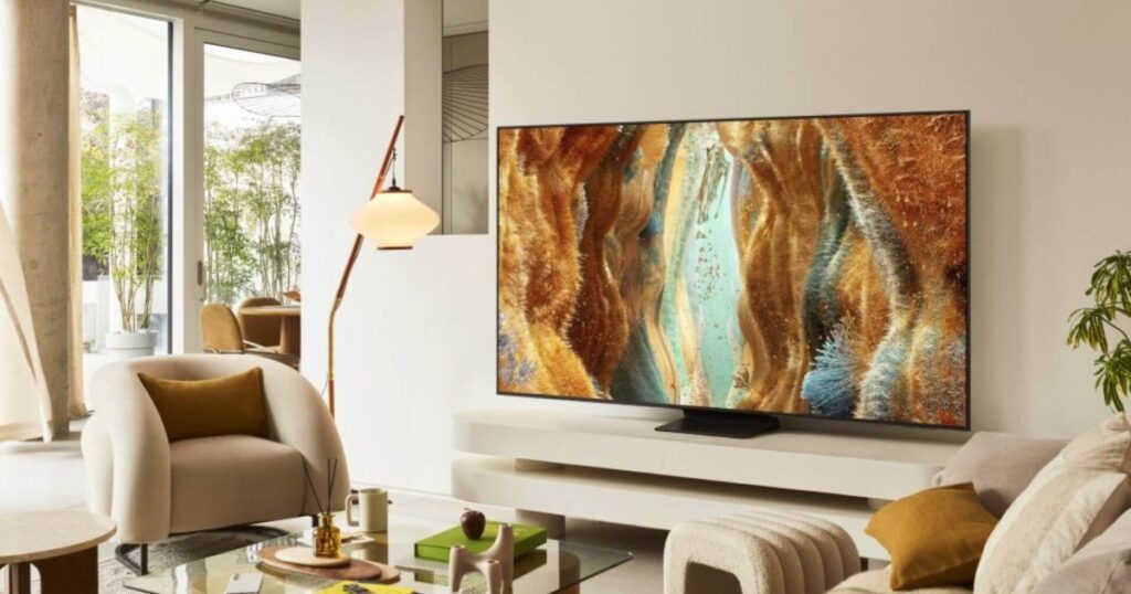 Samsung derrumba el precio de su Smart TV TQ75QN70FAU de 75" para vivir un Halloween de cine