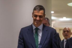 Sánchez sale «contento» tras cinco horas de interrogatorio en el Senado y Bolaños habla de «tremendo bluf» del PP | europapress.es