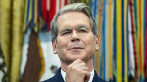 Scott Bessent anunció un acuerdo entre EEUU y China para evitar nuevos aranceles