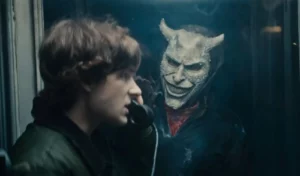 “Teléfono negro 2”: El raptor regresa para polemizar sobre el terror