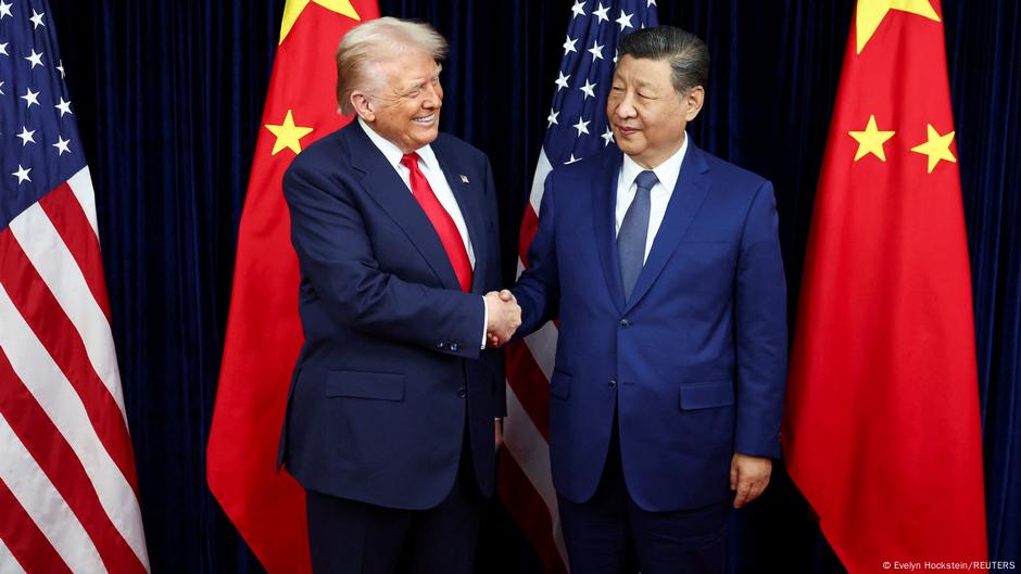 Trump baja al 10 % los aranceles a China tras reunión con Xi – DW – 30/10/2025