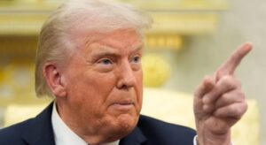 Trump decide suspender negociaciones comerciales con Canadá