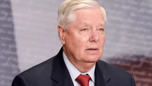 Trump evalúa posibles ataques por tierra en Venezuela y Colombia, según senador Graham