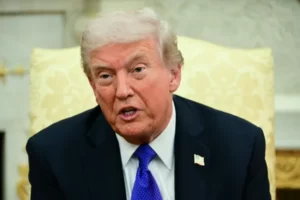 Trump y Petro intercambian amenazas mientras EE.UU golpea en el Pacífico