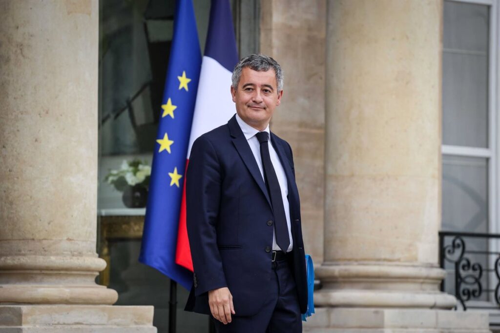 Una treintena de abogados denuncian al ministro de Justicia francés tras visitar en prisión a Sarkozy