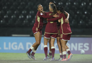 Venezuela vence a Paraguay y sella su primera victoria en Liga de Naciones Femenina de fútbol – AlbertoNews