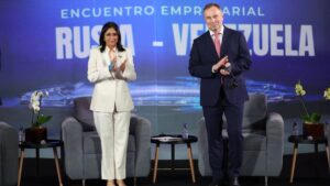 Venezuela y Rusia establecen estrategias de cooperación económica